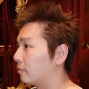男性５４